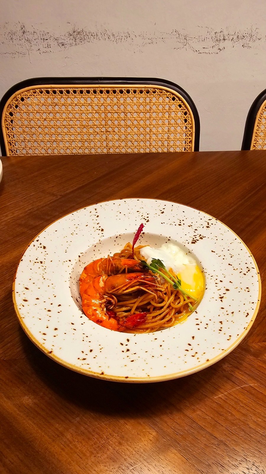Prawn pasta at Lambogrill